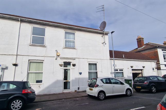 Thumbnail Property to rent in Clive Road, Portsmouth