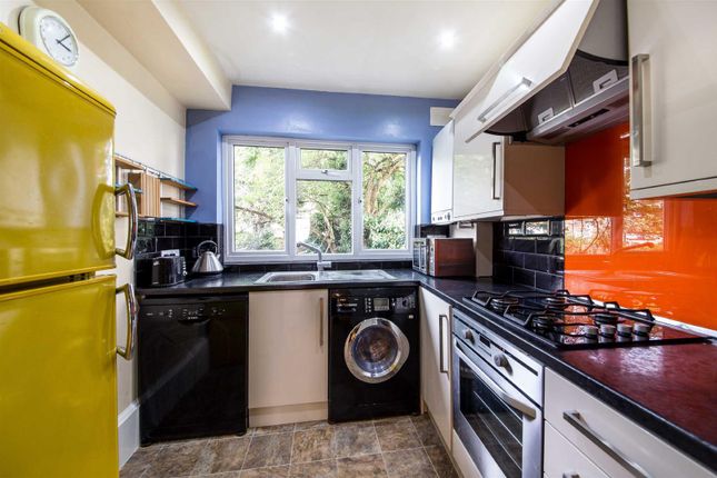 Flat for sale in Torriano Avenue, Kentish Town