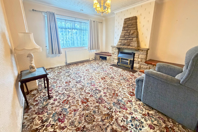 57 Parkwood Road, Leeds photo 4
