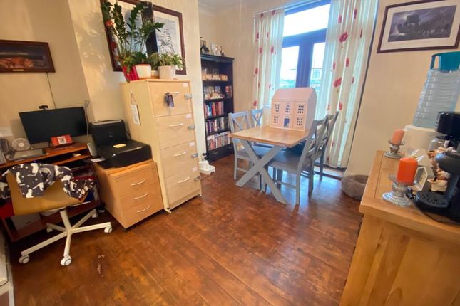 156, Acre Street, Denton photo 4