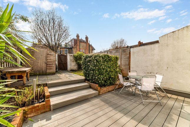 23, Nemoure Road, London photo 3