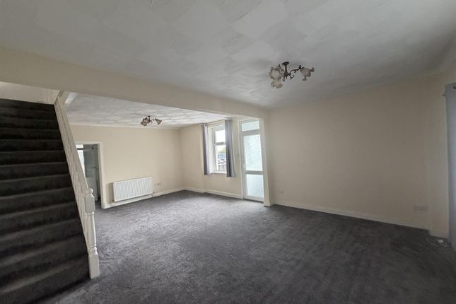 Bridge Street, Llanelli photo 2