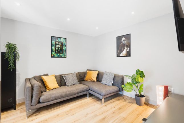 180, Conygre Grove, Filton photo 2
