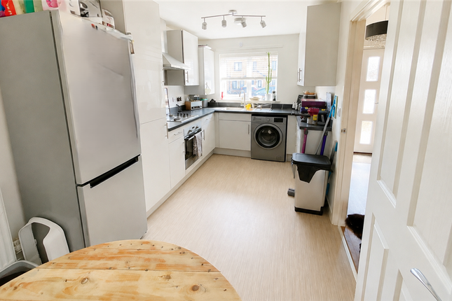 Neal Crescent, Littlehampton photo 4