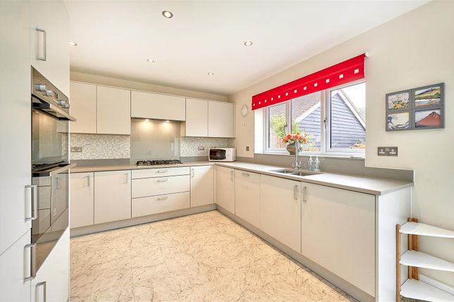 38, Bluebell Drive, Stansted photo 3