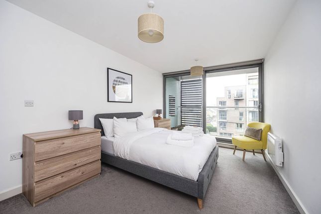 Thumbnail Flat to rent in Candy Wharf, Tower Hamlets, London
