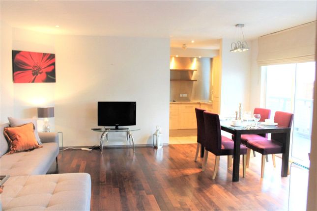 1-bed flat on 24, City Reach, City Road, £2,750/mo