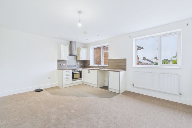 Flat 12, Garrick House, 76 High Street, Peterborough photo 3