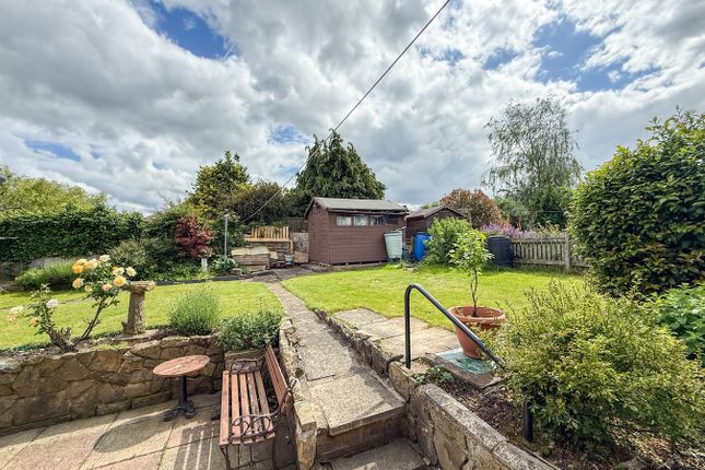 7, Croft Drive, Holmfirth photo 2