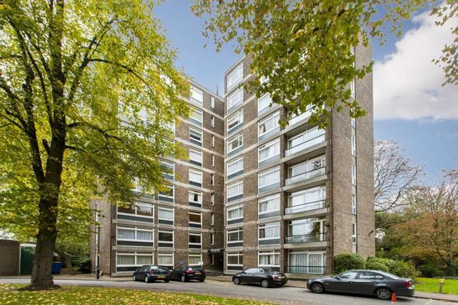 Flat for sale in Park Close, Ilchester Place, Holland Park