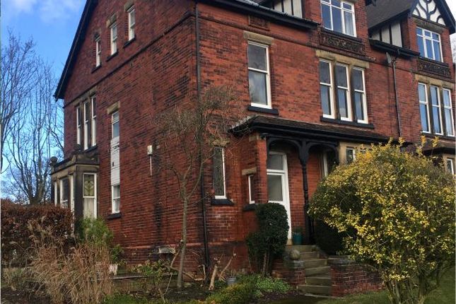 Thumbnail Flat to rent in North Park Avenue, Roundhay, Leeds