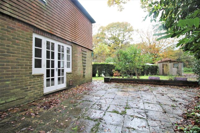 End terrace house to rent in Brasted Chart, Westerham