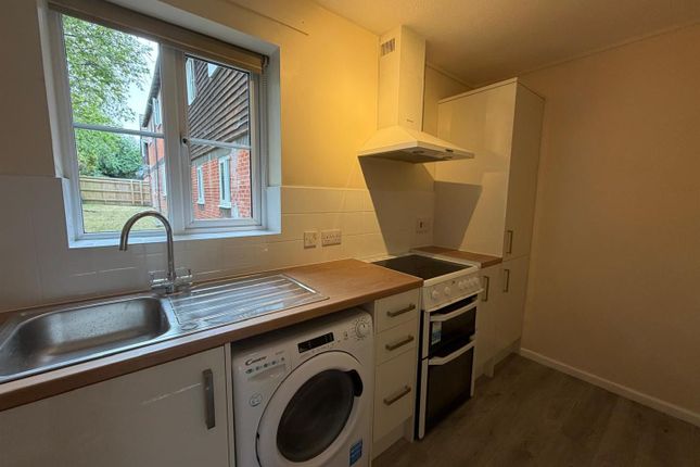 26, All Saints Court, Oxon photo 2