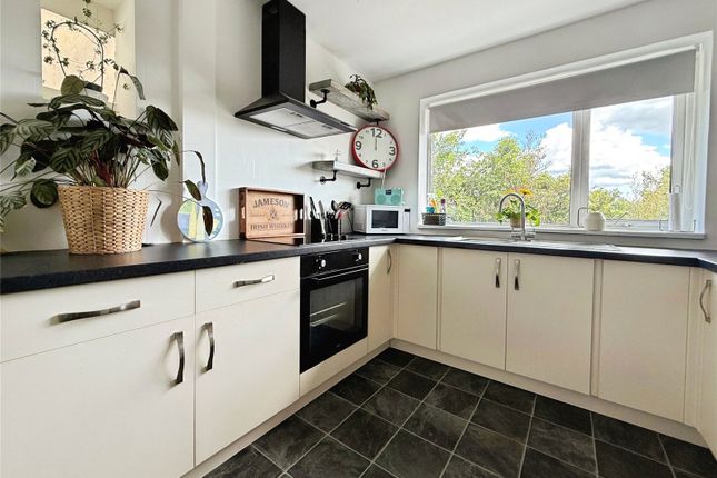 120, Churchill Road, Devon photo 3
