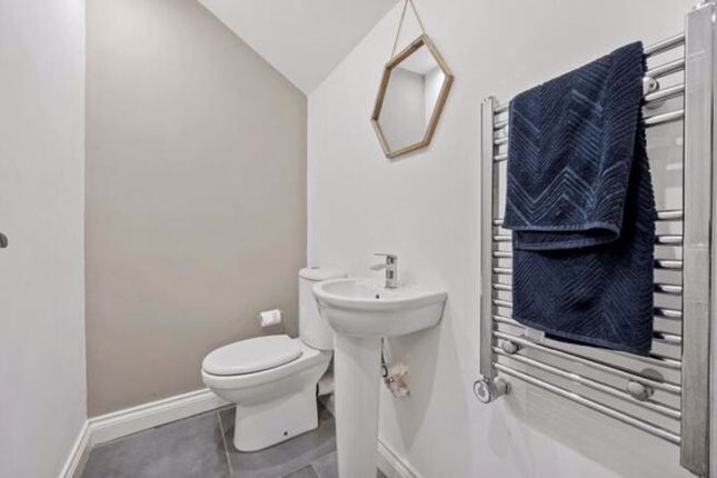 18, Park Road, Wigan photo 4