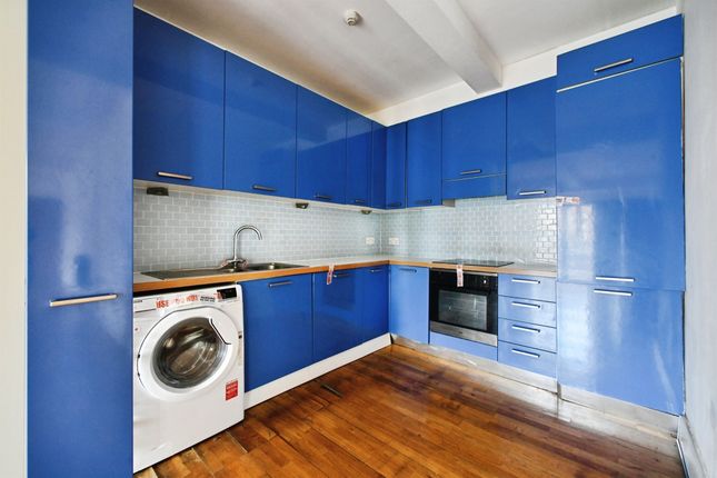 Flat 1, 41-45, St. James's Street, Brighton photo 3