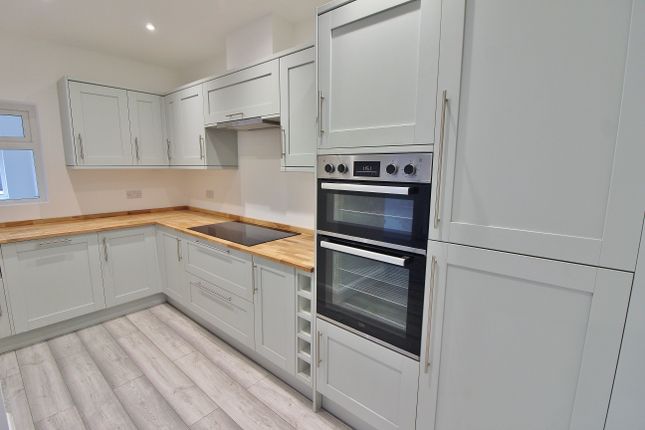 155, Hayling Avenue, Portsmouth photo 4