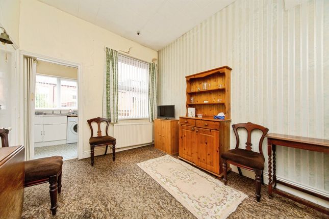 13, Roxburgh Avenue, Birkenhead photo 4