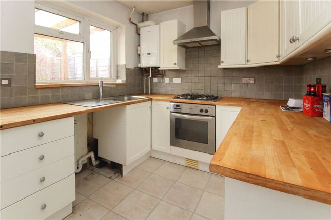 4, Swallowfields, Hampshire photo 2