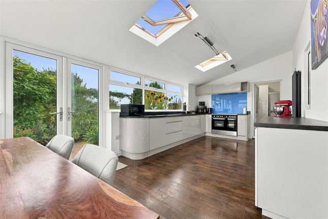 2 Ellesmere Villas, Chesterfield Road, Shuttlewood photo 4
