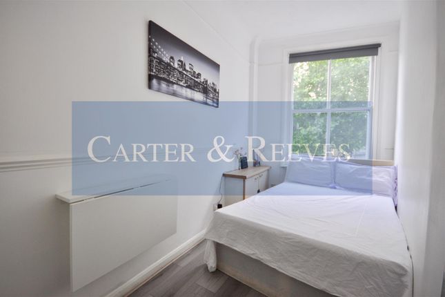 Flat for sale in Gray's Inn Road, London