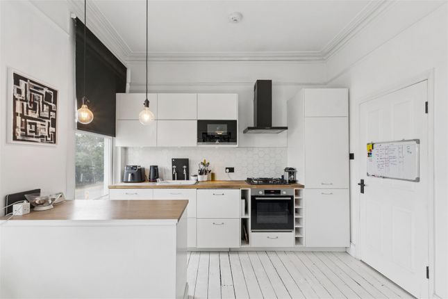 84b, Chiswick Lane, London photo 4