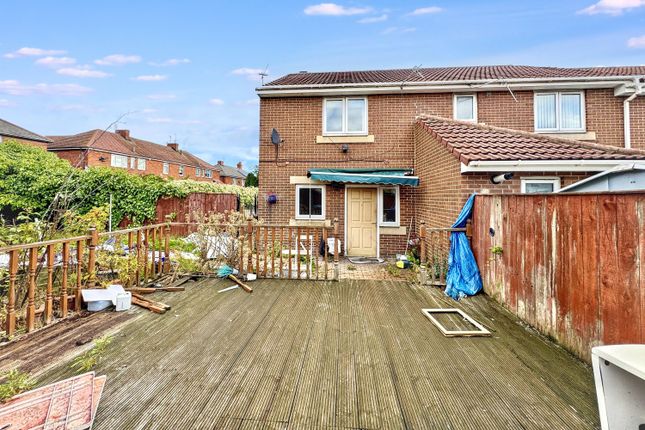 23 Richmond Grove, North Shields photo 2
