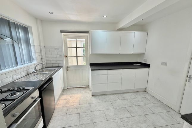 42, Spinney Close, NOTTINGHAM photo 4