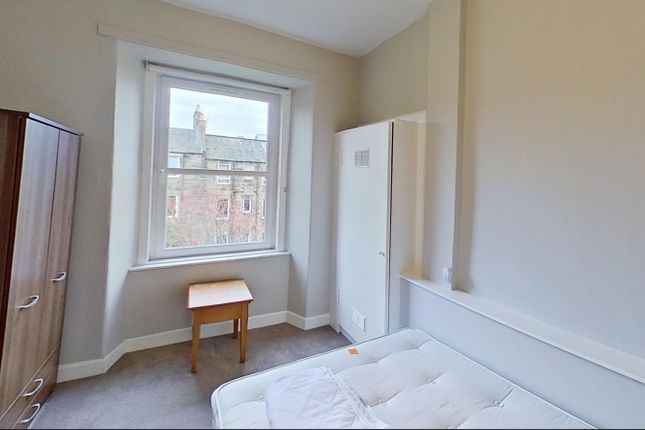 Flat 3F1, 20, Cathcart Place, Edinburgh photo 4