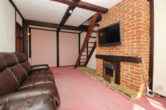 188, Hever Avenue, West Kingsdown photo 2