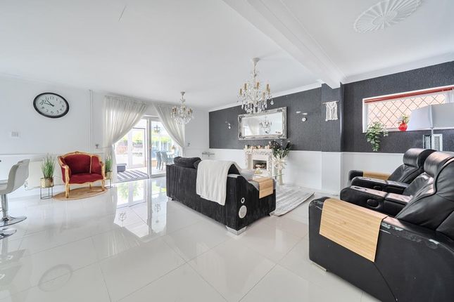 23 OWLSMOOR ROAD, Sandhurst, Sandhurst photo 2