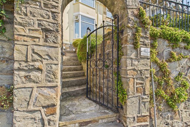 42 Glanmor Road, Swansea photo 2