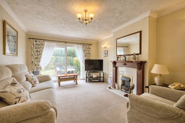 9, Freda Close, Kent photo 2