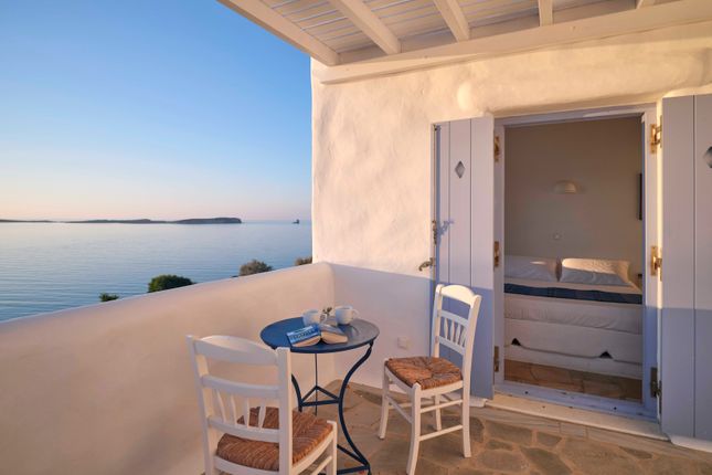 Villa for sale in Agia Irini, Paros (Town), Paros, Cyclade Islands, South Aegean, Greece