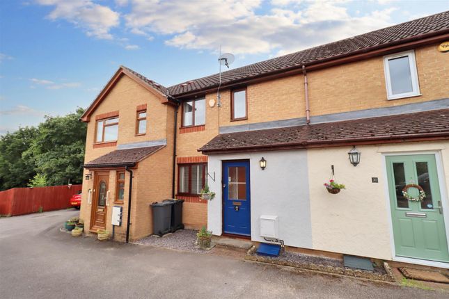Thumbnail Terraced house for sale in Greene View, Braintree