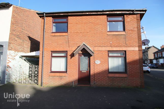 Thumbnail Terraced house for sale in Lower Lune Street, Fleetwood