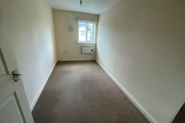 Flat for sale in Riches Street, Whitmore Reans, Wolverhampton, West Midlands