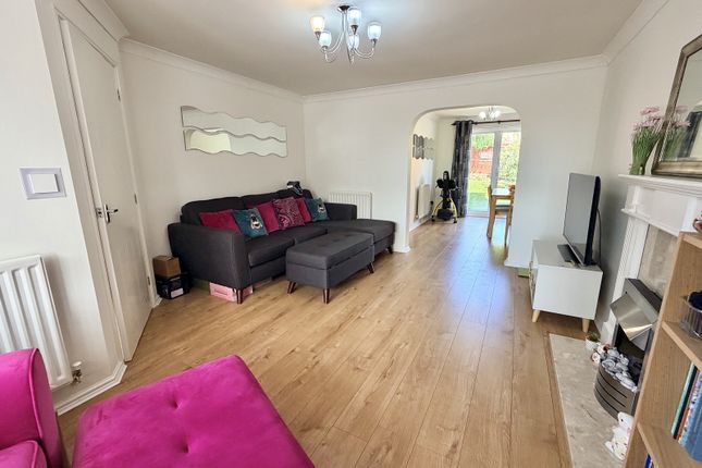 44, Murby Way, Leicester photo 4
