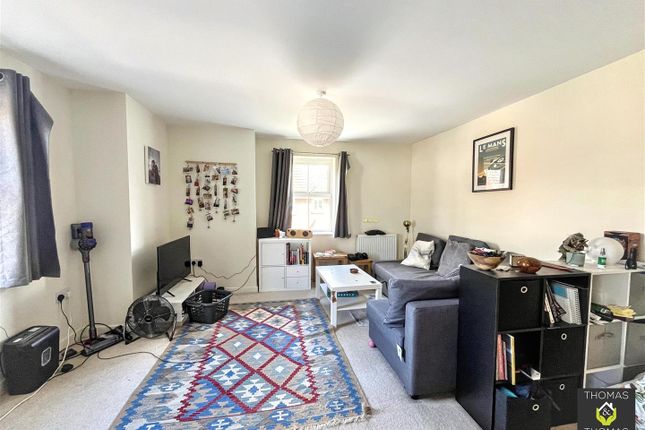 Flat 5, 64, St. Mawgan Street Kingsway, Gloucester photo 2