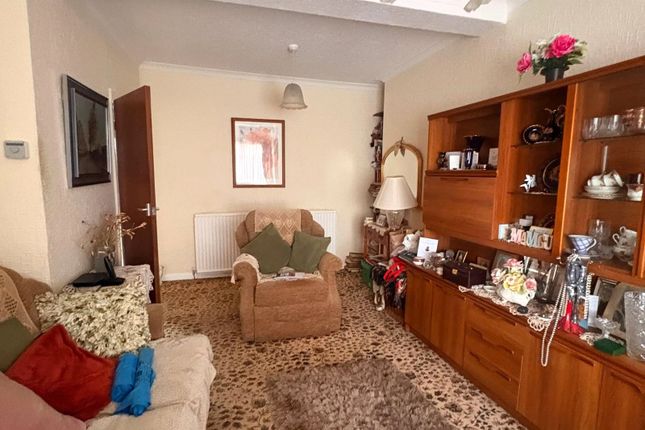 59, High Street, Carmarthenshire photo 3