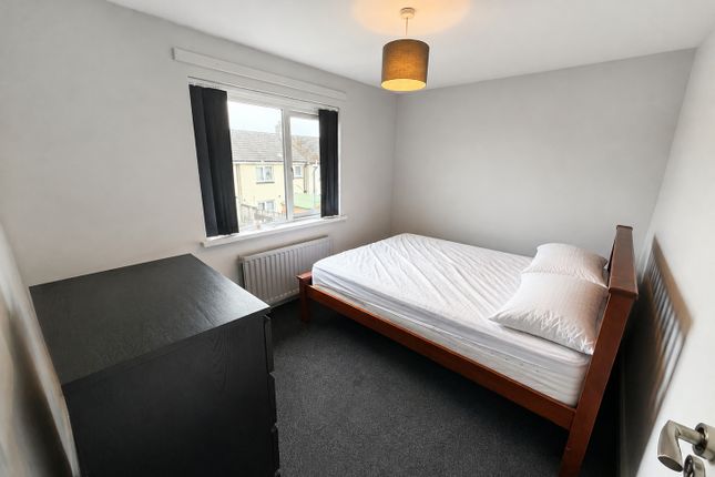 5, Craig Crescent, Lisburn photo 5