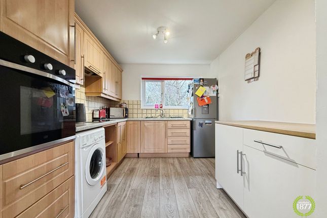 5 St. Aidans Close, Blackburn photo 3