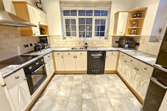 Mis Tor Lodge, Tavistock Road, Yelverton photo 4