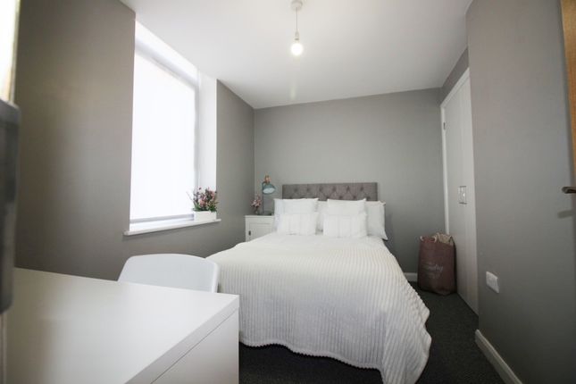96, Coburn Street, Cardiff photo 4