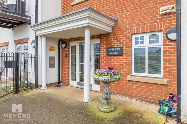 1-bed flat on Flat 18 Riverside Court, 220, Tuckton Road, Bournemouth, £170,000