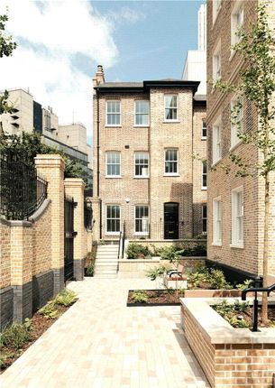 301,, Fitzroy Walk, London photo 4