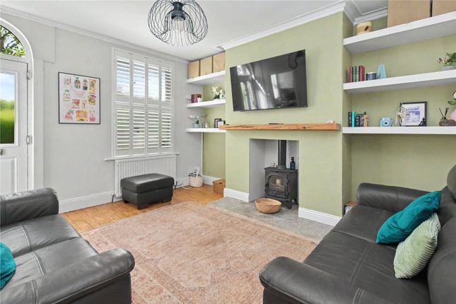 12, Broomfield View, West Yorkshire photo 2