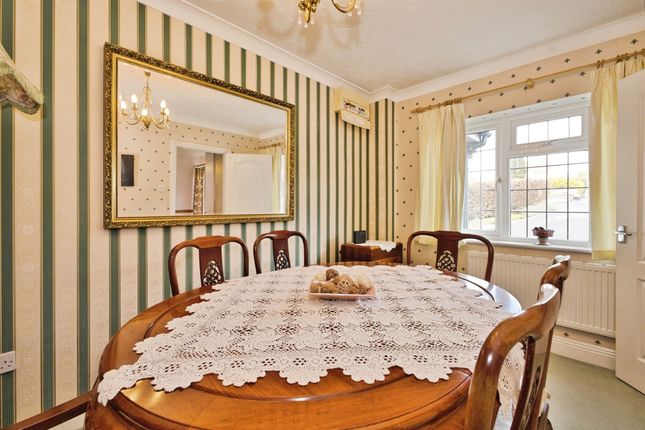 52, Beaconfield Road, YEOVIL photo 2