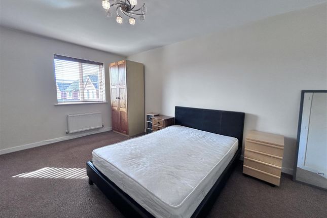 Room 2, 12, St. Christophers Mews, Ramsgate photo 4