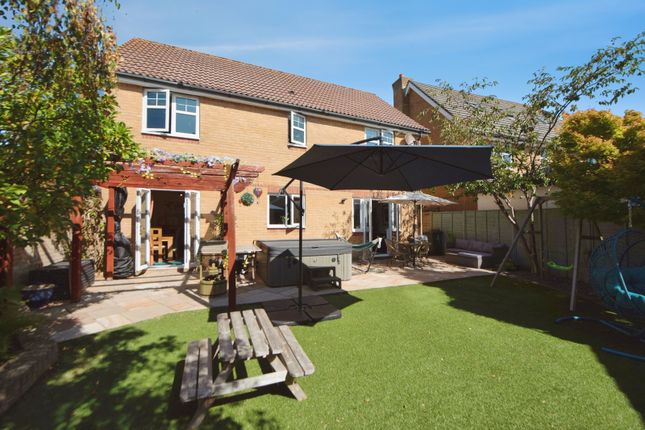 7, Seafire Road, Hampshire photo 2